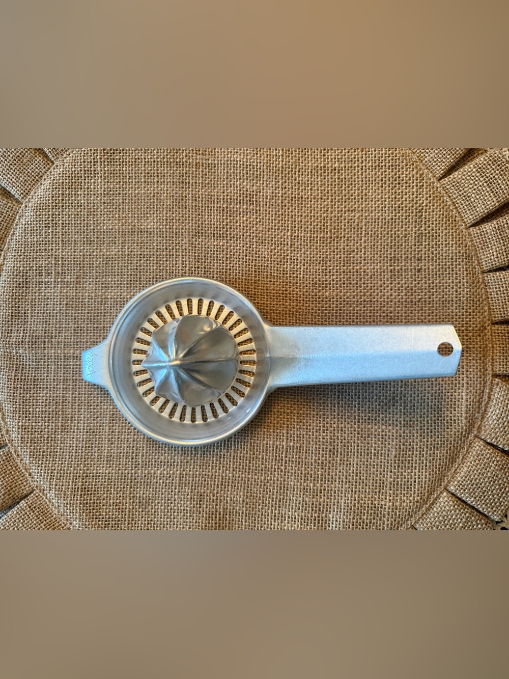 Aluminum Hand Citrus Juicer - Silver